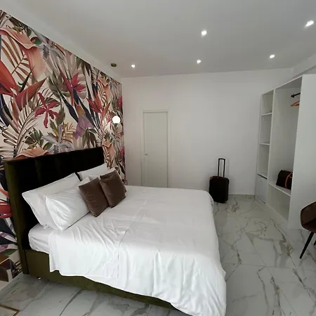 Savior Deluxe Bed & Breakfast Napoli